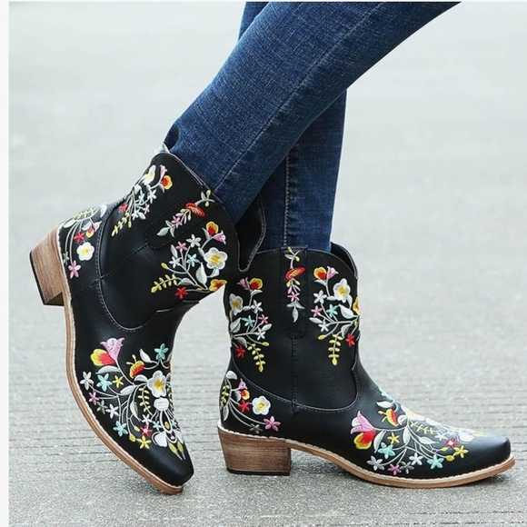 FLORAL MID CALF COWGIRL BOOTS - Picture 1 of 9